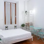 New! Lovely & Friendly In Center C Milaan