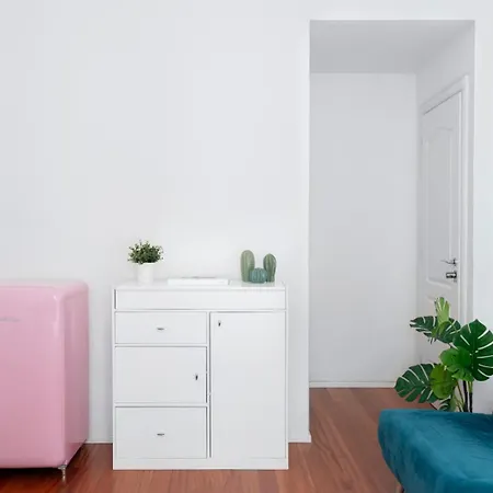 Апартаменты New! Lovely & Friendly In Center C Милан