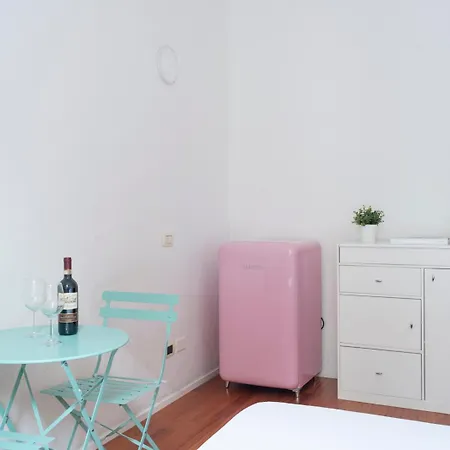 New! Lovely & Friendly In Center C Lägenhet Milano