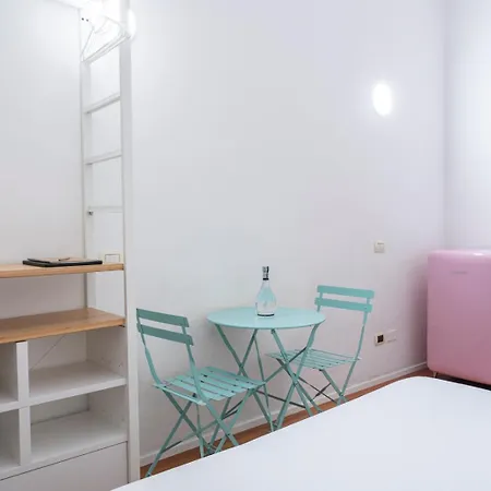 New! Lovely & Friendly In Center C Apartment