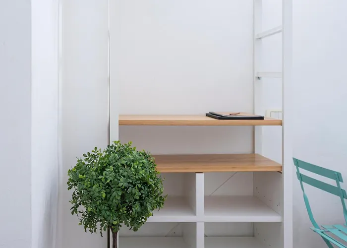 New! Lovely & Friendly In Center C Apartmán Milán